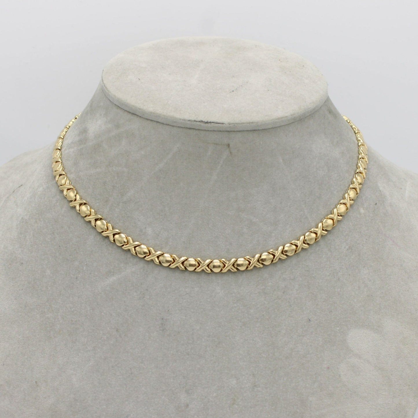 14K XOXO Choker Yellow Gold