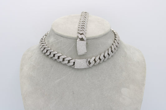 Offer $11,000.00 Set Choker With Bracelet Cz Stones White Gold