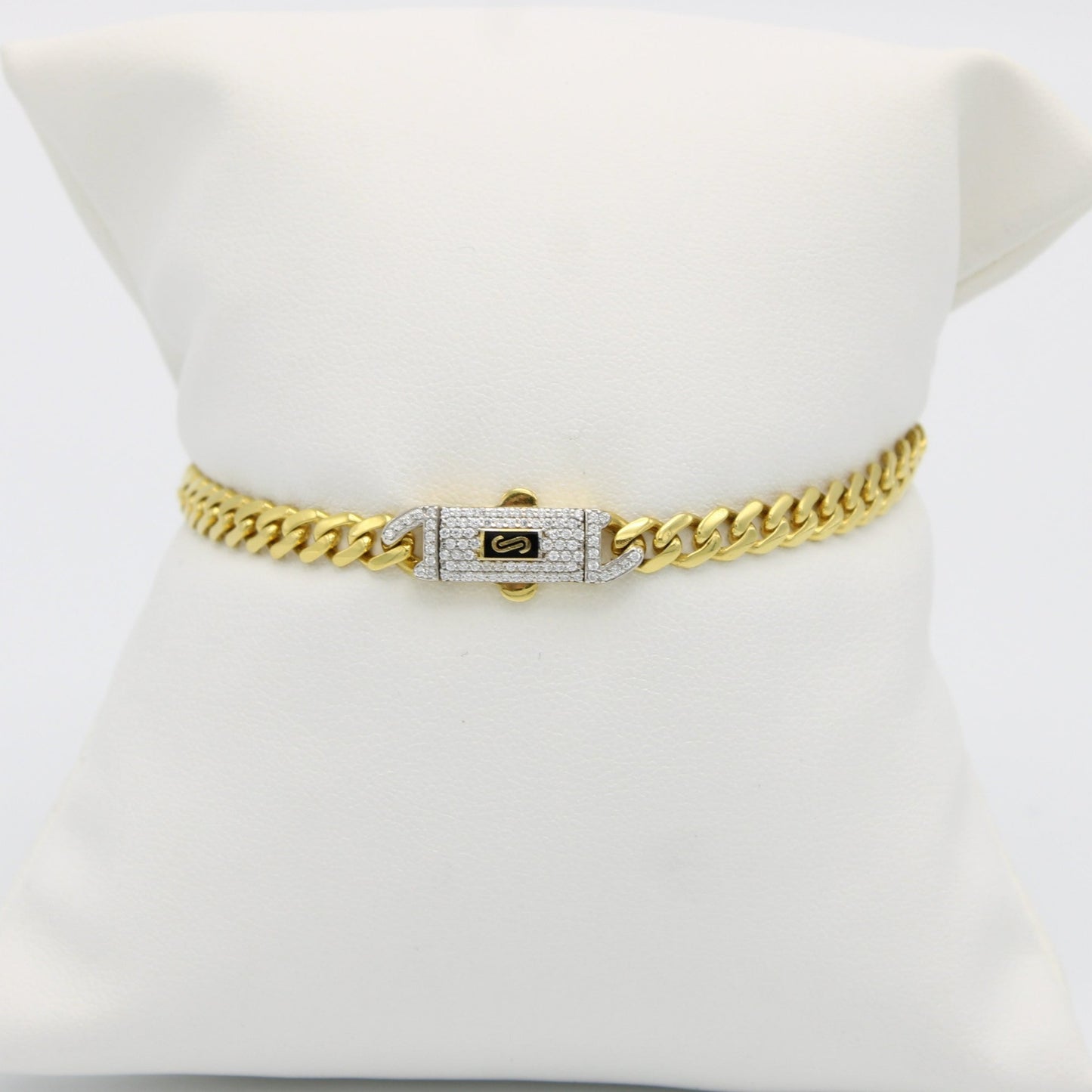 Offer $419.99 Monaco Bracelet Yellow Gold