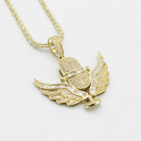 VS Diamond Microphone / Angel Wins Pendant with Ice Chain Yellow Gold