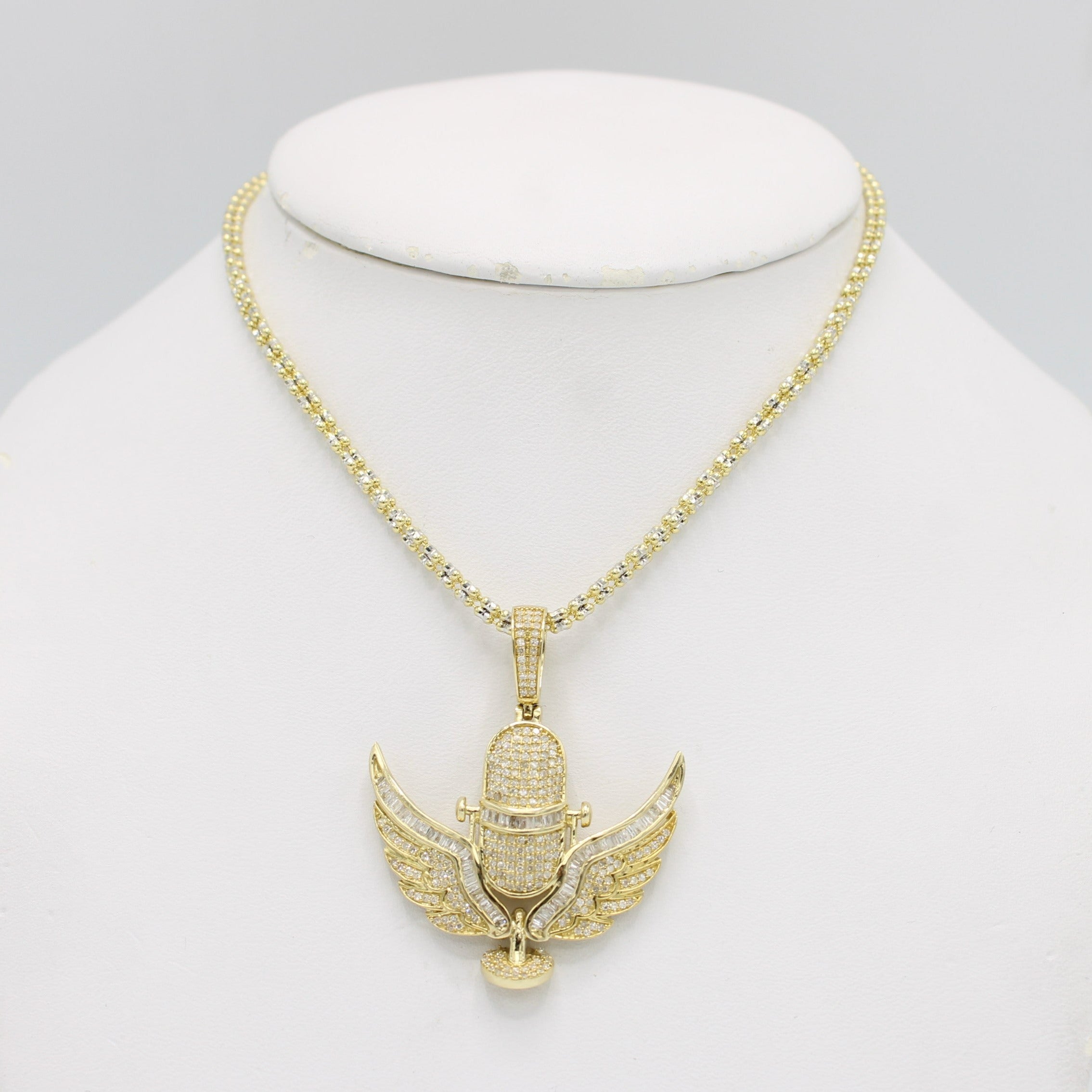 VS Diamond Microphone / Angel Wins Pendant with Ice Chain Yellow Gold