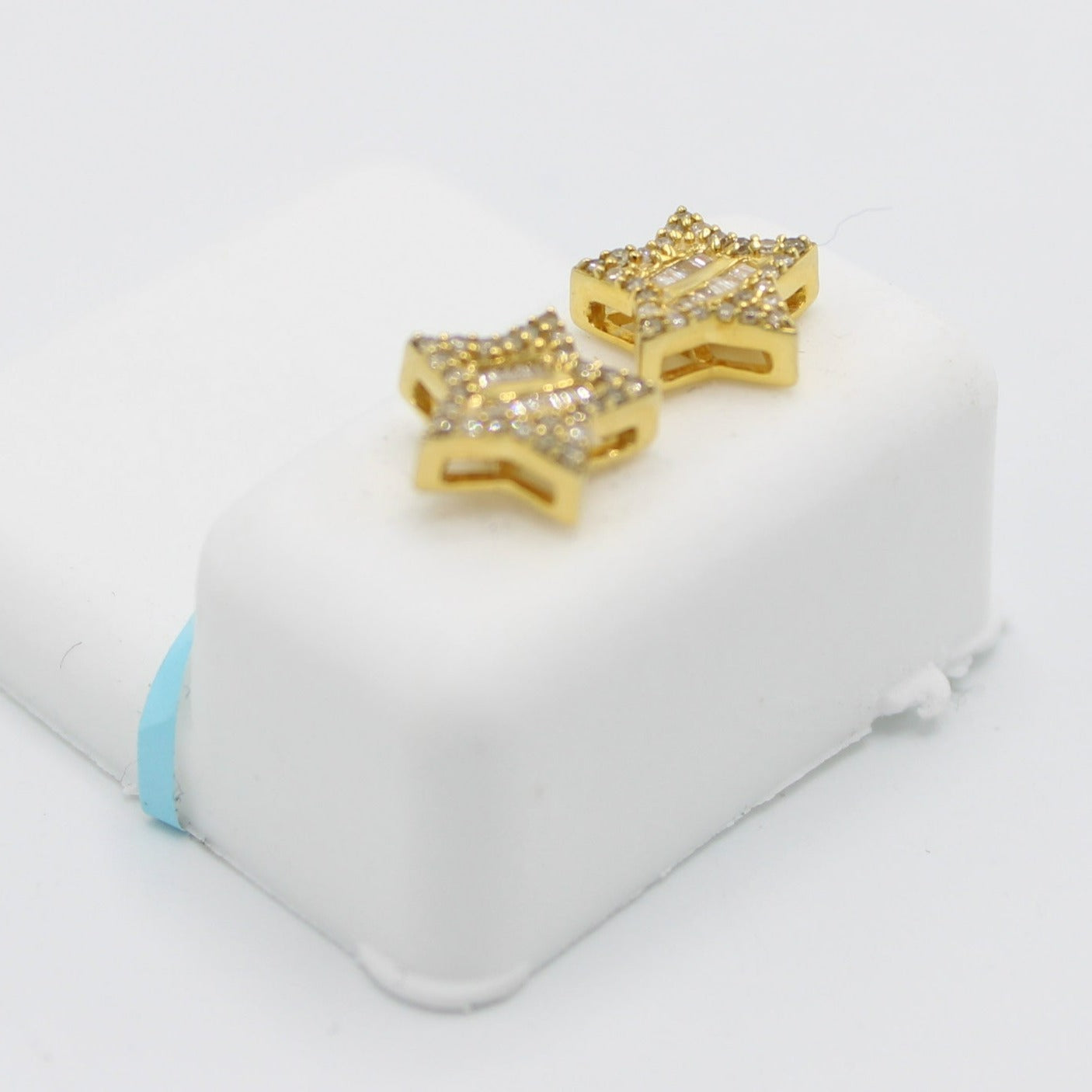 14K 🌟Star🌟 VS Diamond Earrings Yellow Gold