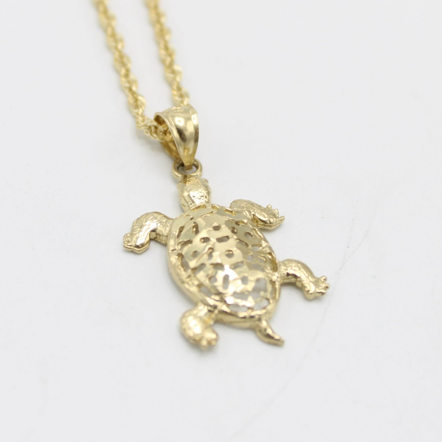 14K Turtle Pendant with Hollow Rope Chain (20")