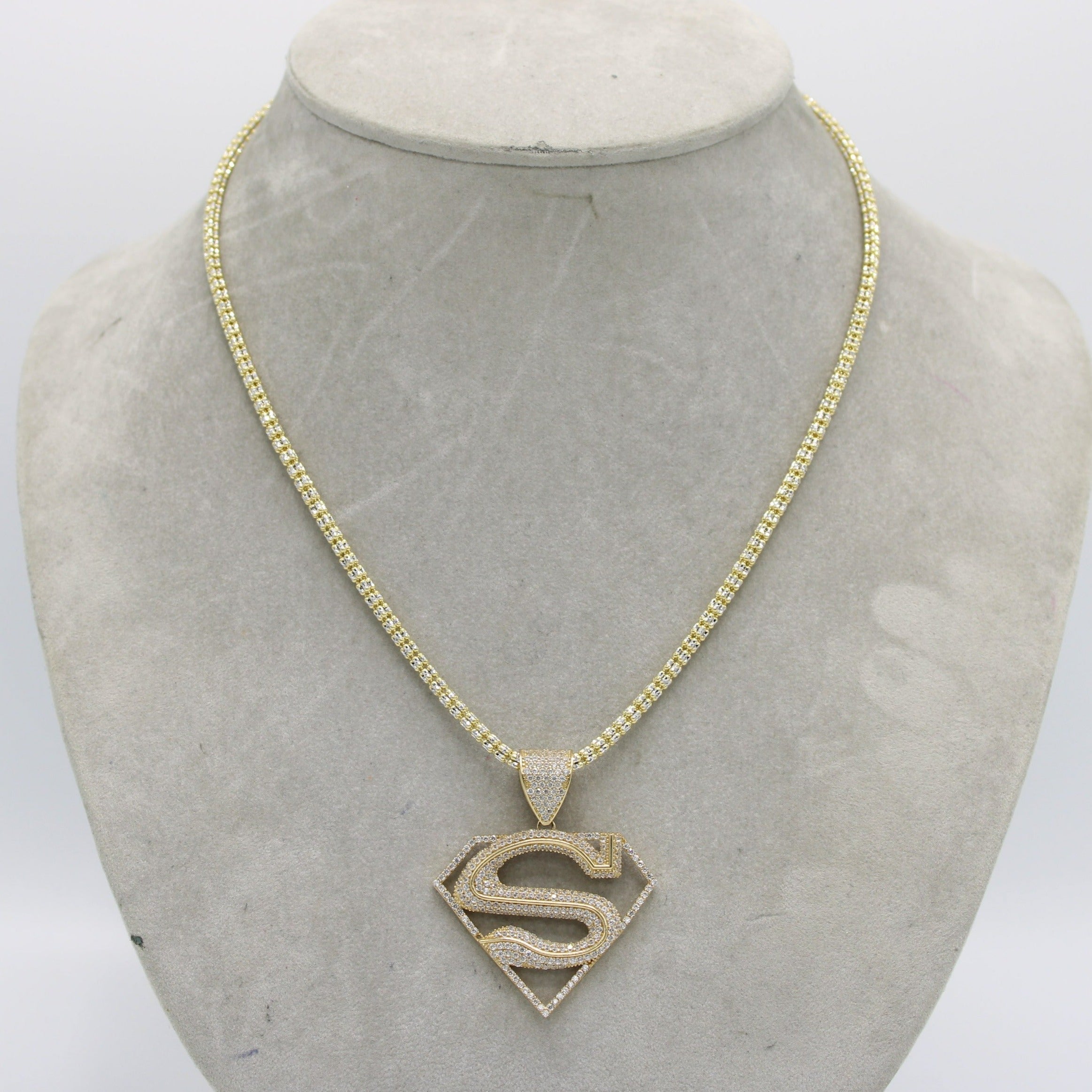 Superman authentic chain+pendant