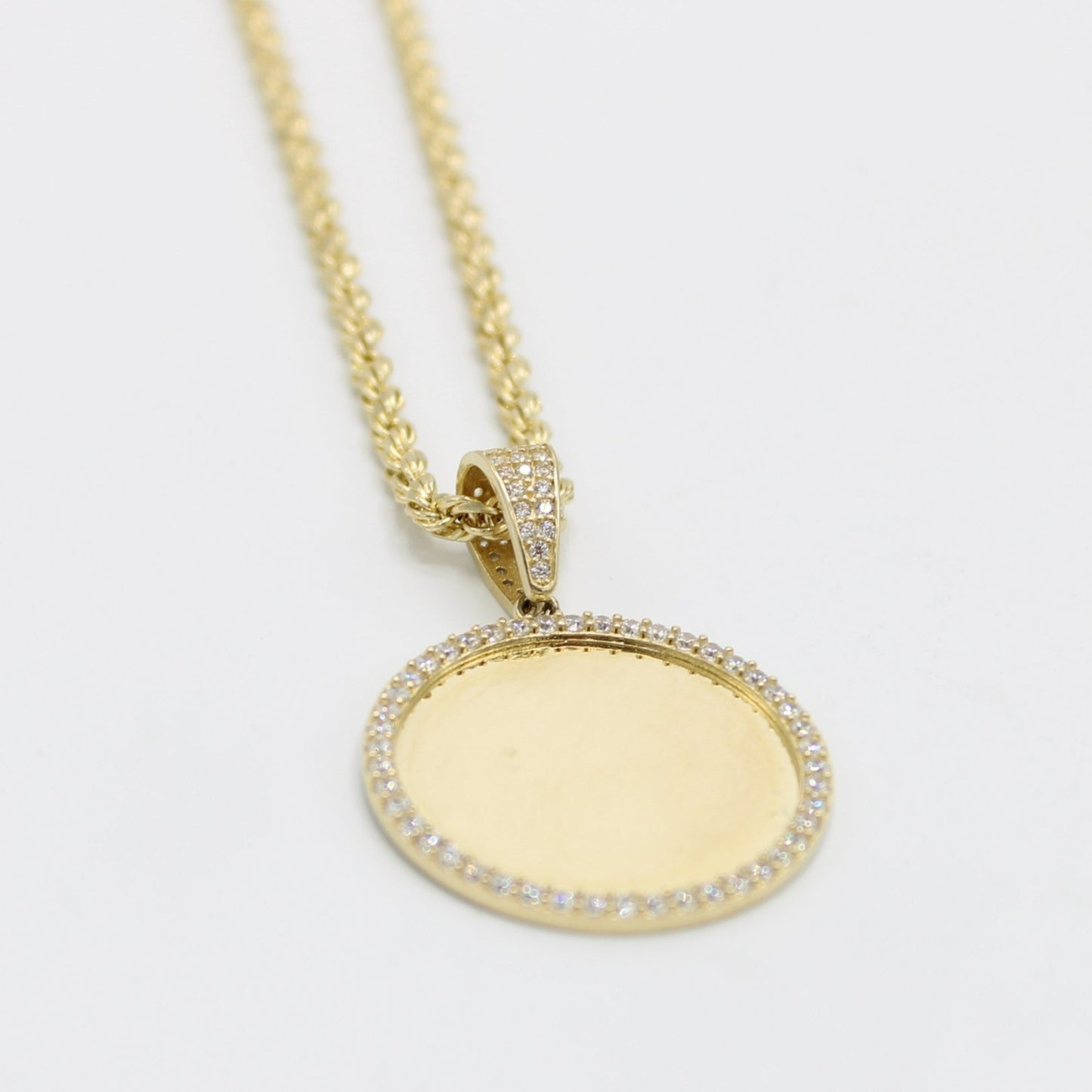 14K Picture Pendant z Stones with Rope Chain Yellow Gold