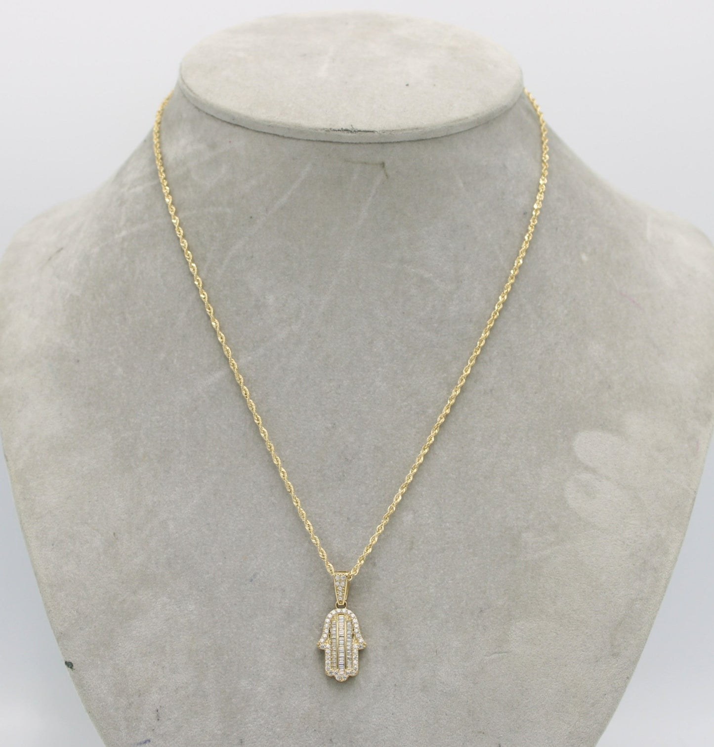 14K Hamsa Pendant Cz Stones/Baguette with Rope Chain Yellow Gold