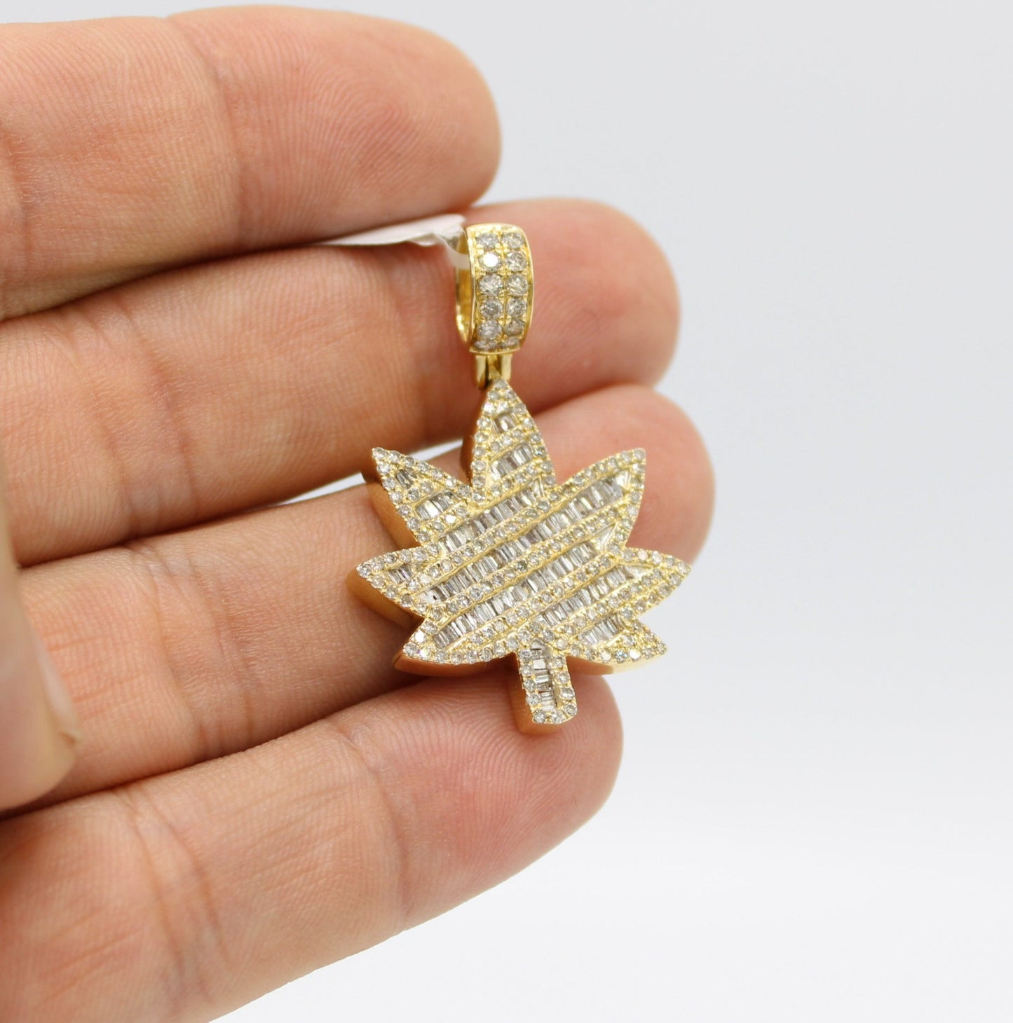 14K VS Diamond Weed Pendant Yellow Gold