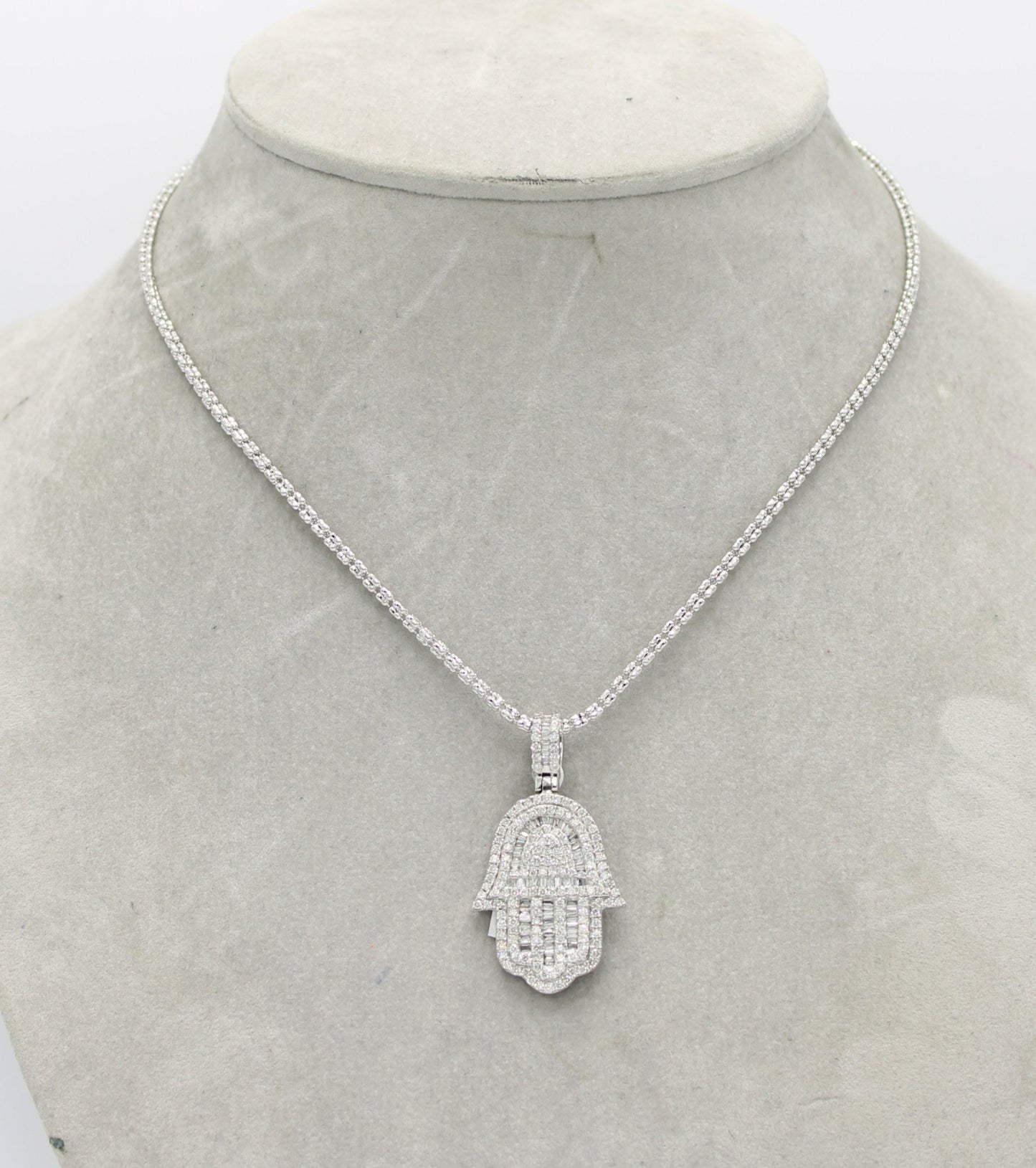 14K VS Diamond/Baguette Hamsa Pendant with Ice Chain White Gold