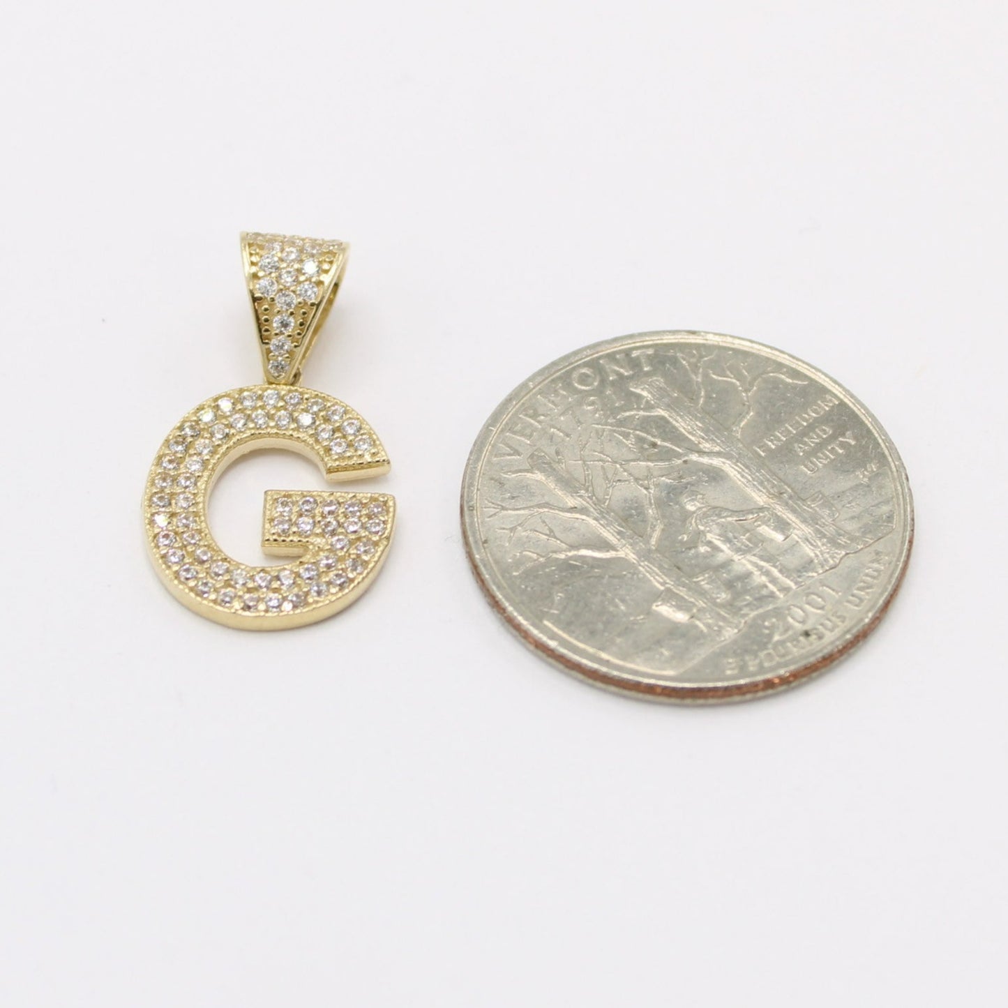 14K Initial Name ( G ) Cz Stones Yellow Gold