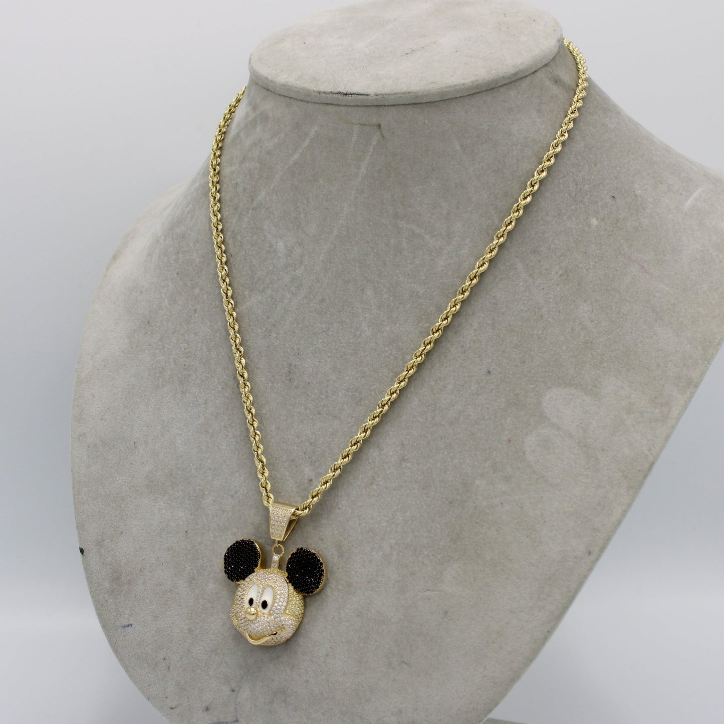 14K Mickey Mouse Cz Stones  With Rope Chain Yellow Gold