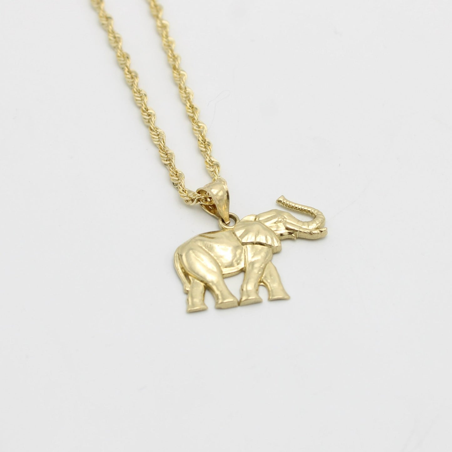 14K Elephan Pendant Cz Stones With Rope Chain Yellow Gold